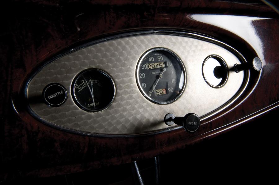  Ford Model 18 Roadster 1932 года  (фото 4 из 8)